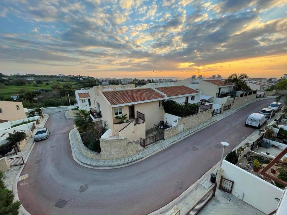 Melanos Sea View Apartment Paphos 外观 照片
