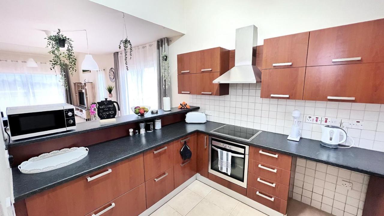 Melanos Sea View Apartment Paphos 外观 照片