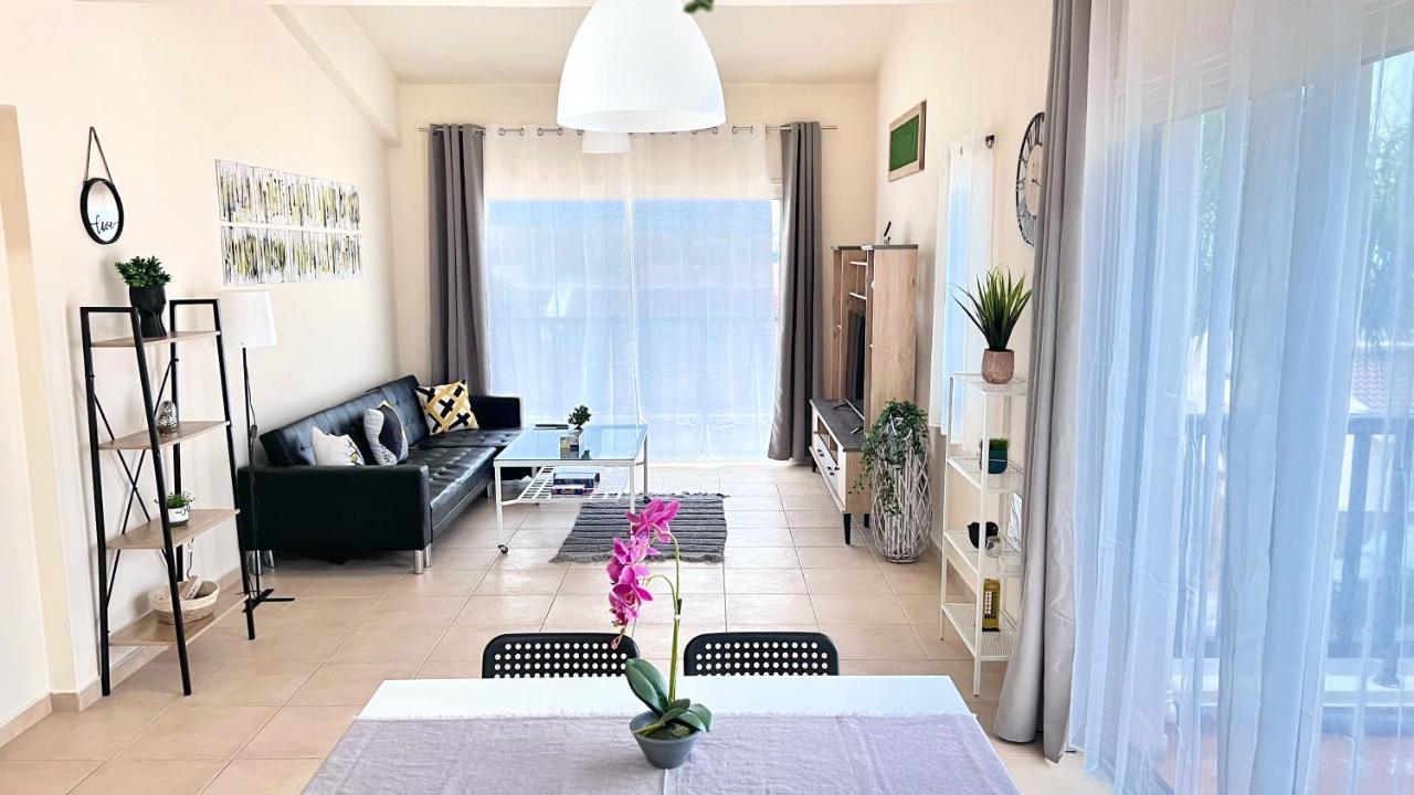 Melanos Sea View Apartment Paphos 外观 照片