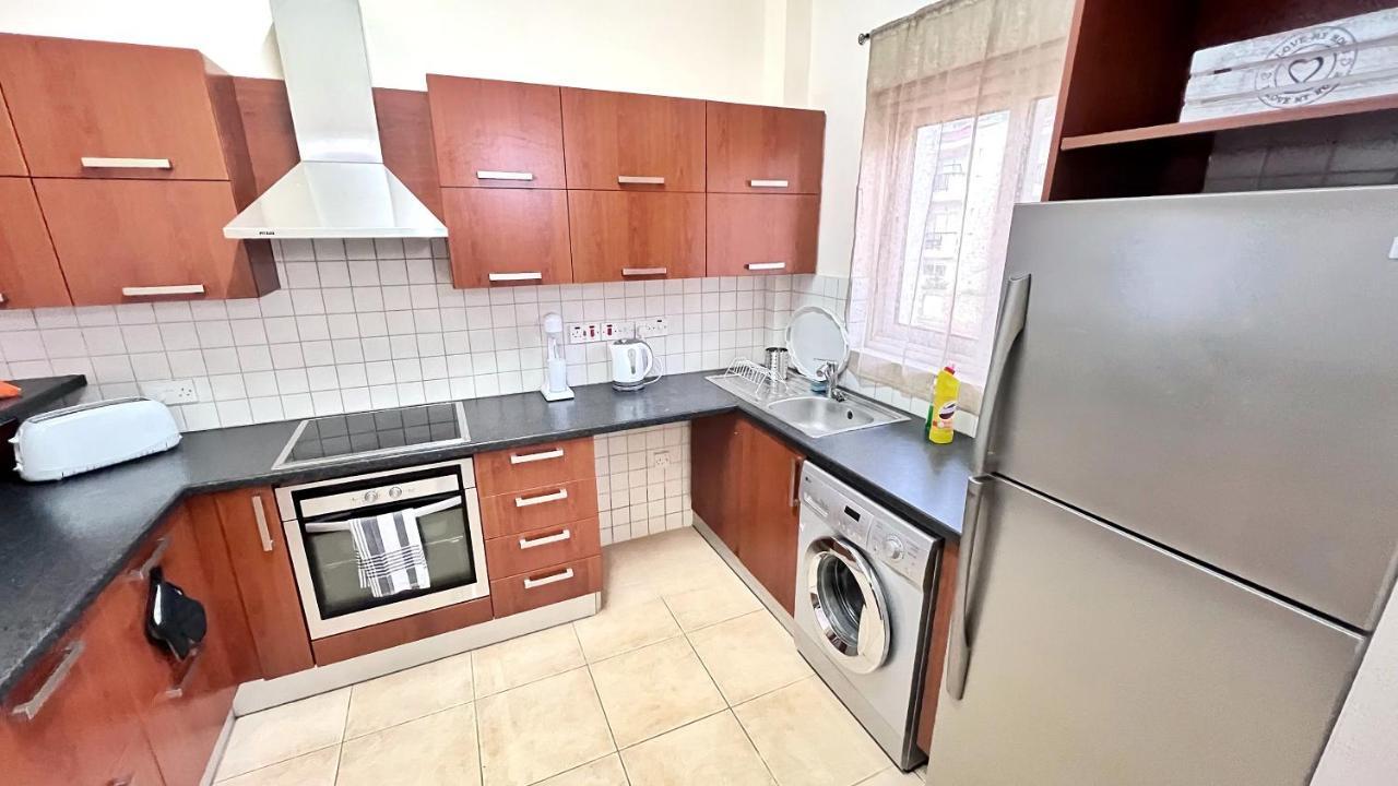 Melanos Sea View Apartment Paphos 外观 照片
